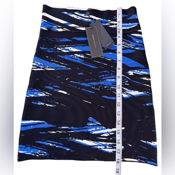 BCBGMAXAZRIA NEW Blue Black Bandage Skirt Size Small NWT - Picture 8 of 8